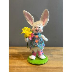 Annalee 8” Easter boy bunny with flowers 2013